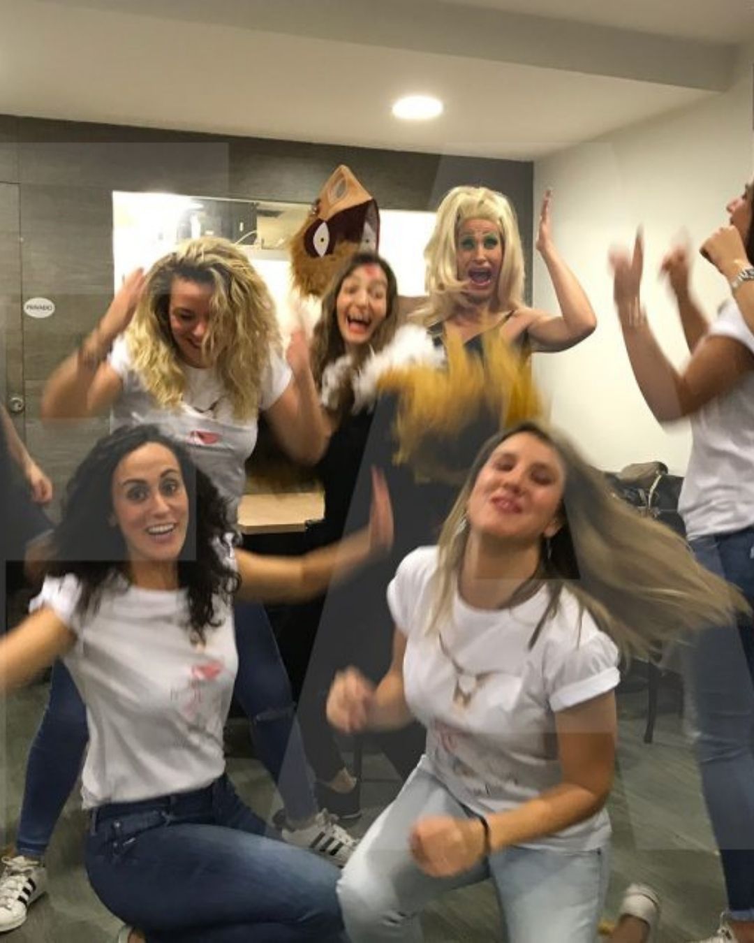 Risoterapia chicas Salou monitora